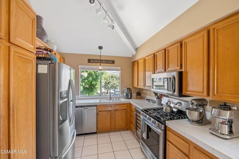 Tiny photo for 275 Ridgeton Lane #B, Simi Valley, CA 93065 (MLS # 226003446)