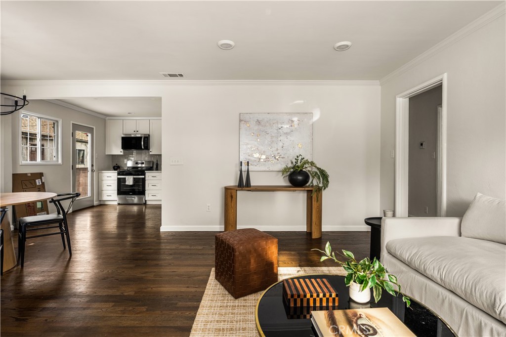 5809 Hazelbrook Avenue