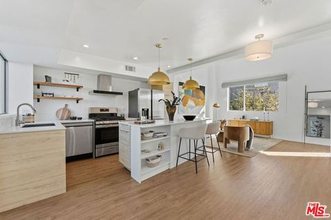 Photo of 1244 14th Street #Unit D, Santa Monica, CA 90404 (MLS # 26682965)