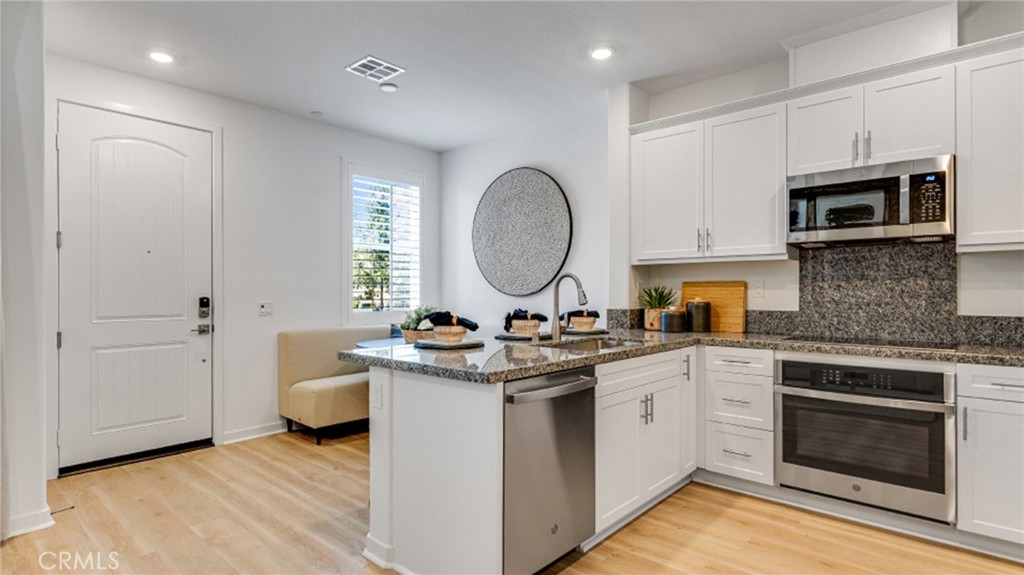 2836 E Schumacher Paseo