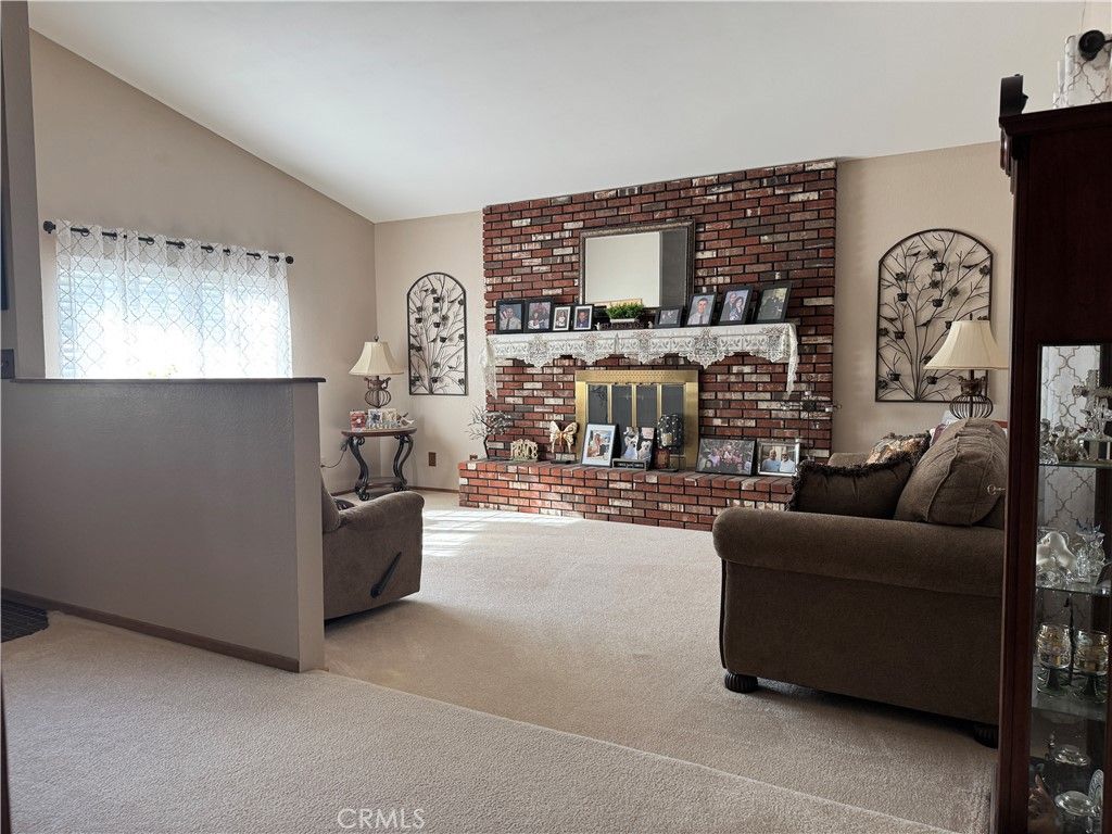 Photo of 751 Rimrock Rd, Barstow, CA 92311 (MLS # HD25264591)