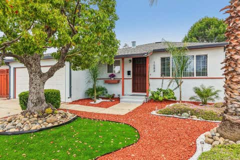 Photo of 1584 Sabina Way, San Jose, CA 95118 (MLS # ML82052442)