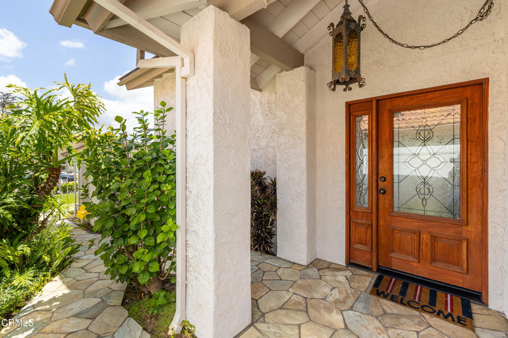 5382 Meadowbluff Court