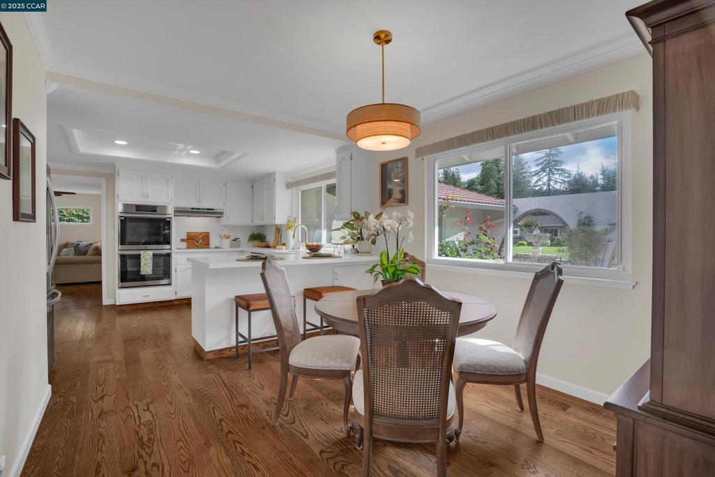 ROUNDHILL - Residential
