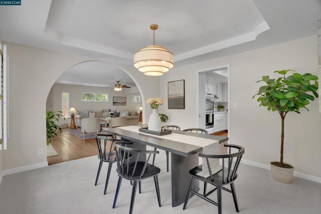 ROUNDHILL - Residential