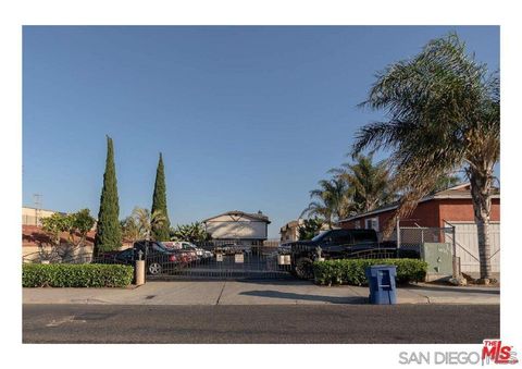 Photo of 1332 LA TEMPRA CORTE, Chula Vista, CA 91911 (MLS # 250041957SD)