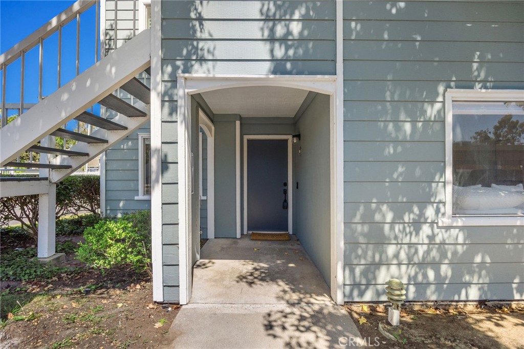 6000 Bixby Village Drive 1