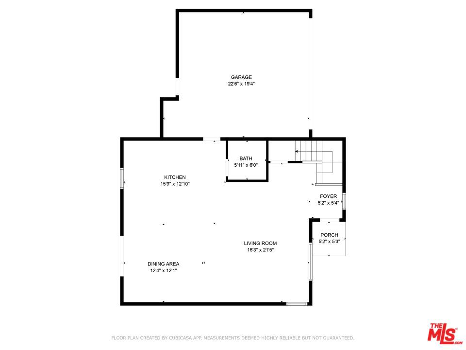 Main image without alt text