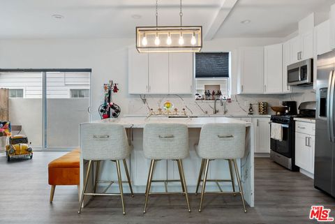 9109 N Nilo Lane Panorama City CA 91402