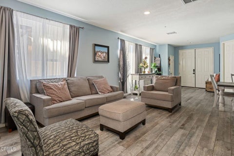 Tiny photo for 5460 Dunbar Drive, Oxnard, CA 93033 (MLS # V1-39420)