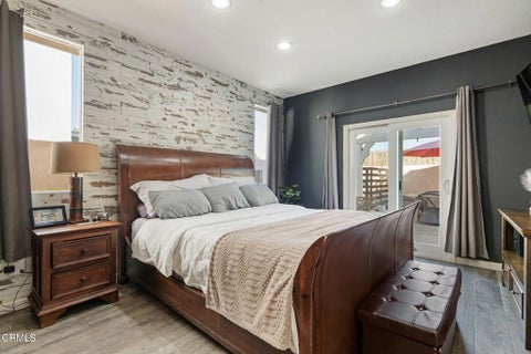 Tiny photo for 5460 Dunbar Drive, Oxnard, CA 93033 (MLS # V1-39420)
