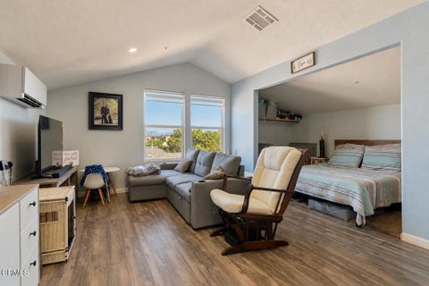 Tiny photo for 5460 Dunbar Drive, Oxnard, CA 93033 (MLS # V1-39420)