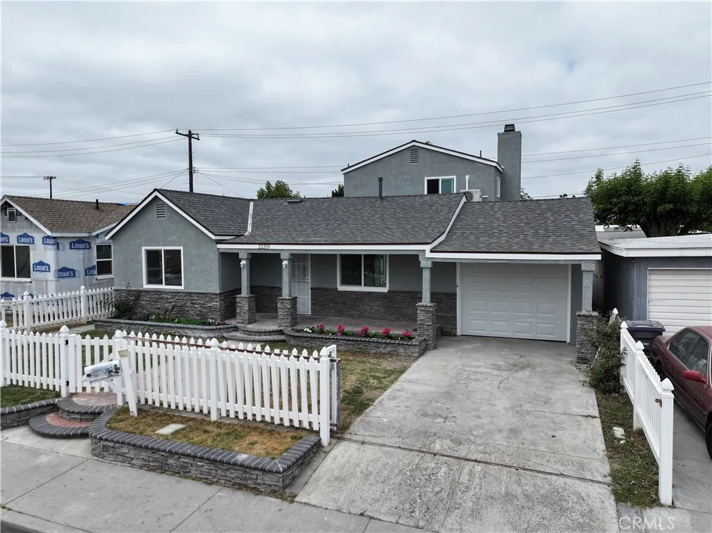 Hawaiian Gardens, California 90716, United States, 3 Bedrooms Bedrooms, ,2 BathroomsBathrooms,Residential,Active,171412