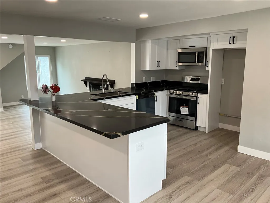 Hawaiian Gardens, California 90716, United States, 3 Bedrooms Bedrooms, ,2 BathroomsBathrooms,Residential,Active,171412 Hawaiian Gardens, California 90716, United States, 3 Bedrooms Bedrooms, ,2 BathroomsBathrooms,Residential,Active,171412