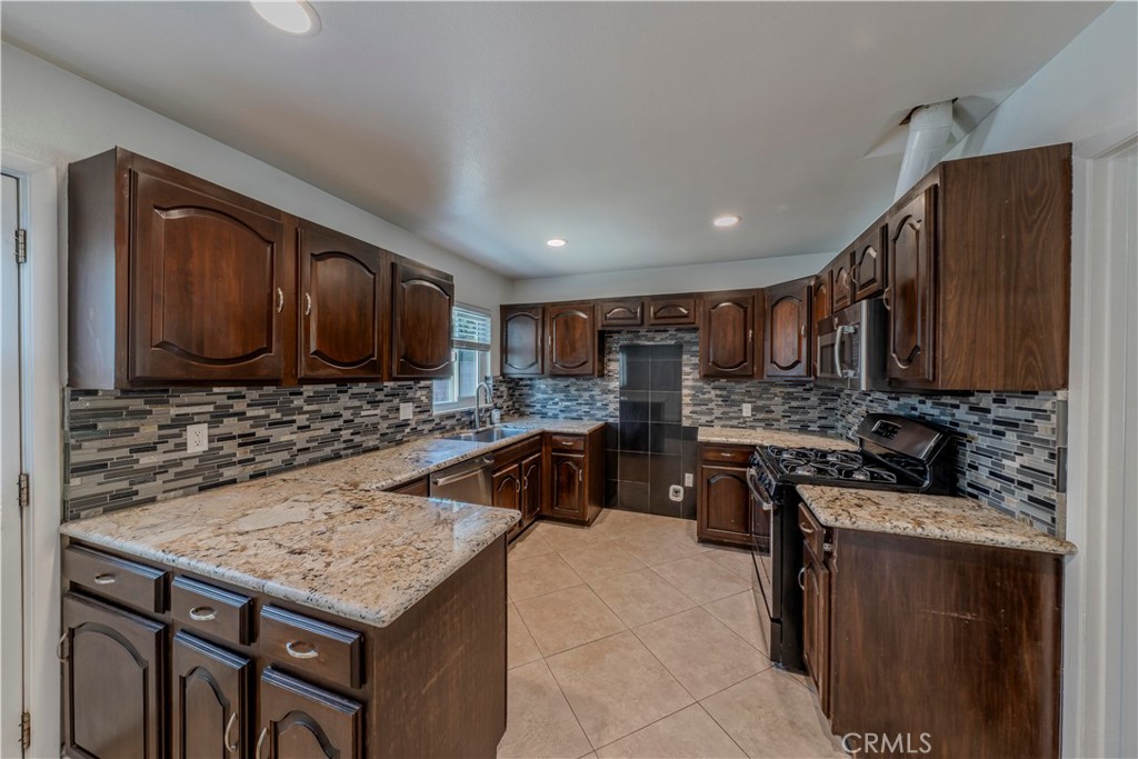 Freedom Homes (FREE) - Residential Lease