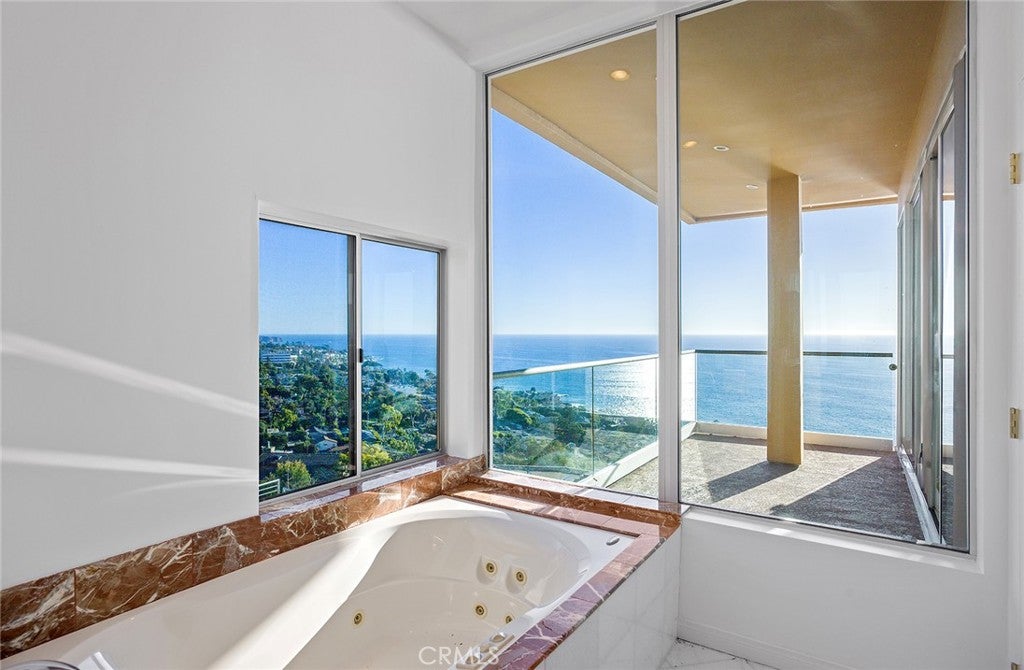 31402 Ceanothus Drive, Laguna Beach CA 92651 - Photo 28