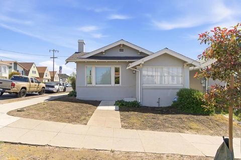 Photo of 20 Maple Avenue, South San Francisco, CA 94080 (MLS # ML82045331)