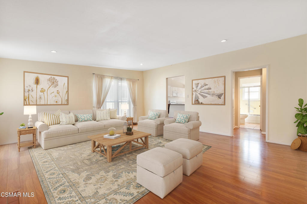 1204 Deodar Avenue