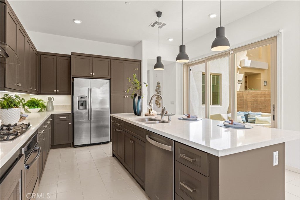 129 Terrapin, Irvine CA 92618 - Photo 22