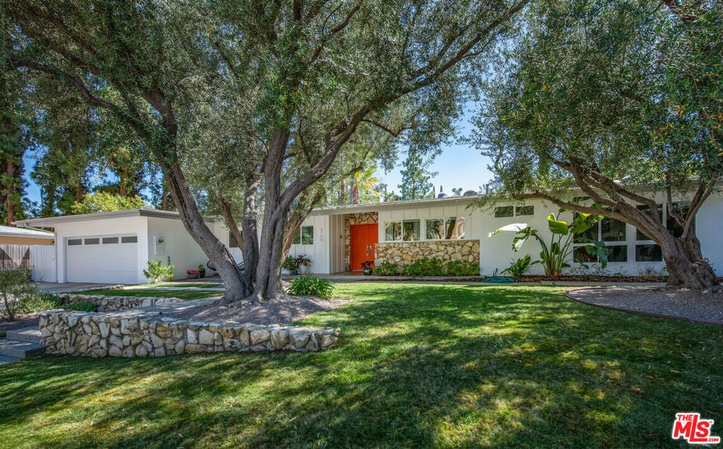 4509 Caminito Place