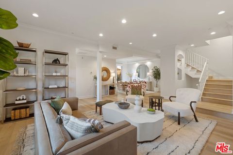 Photo of 1032 3rd Street #101, Santa Monica, CA 90403 (MLS # 25547869)