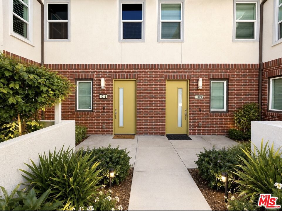 1019 Hudson Lane, West Covina CA 91790