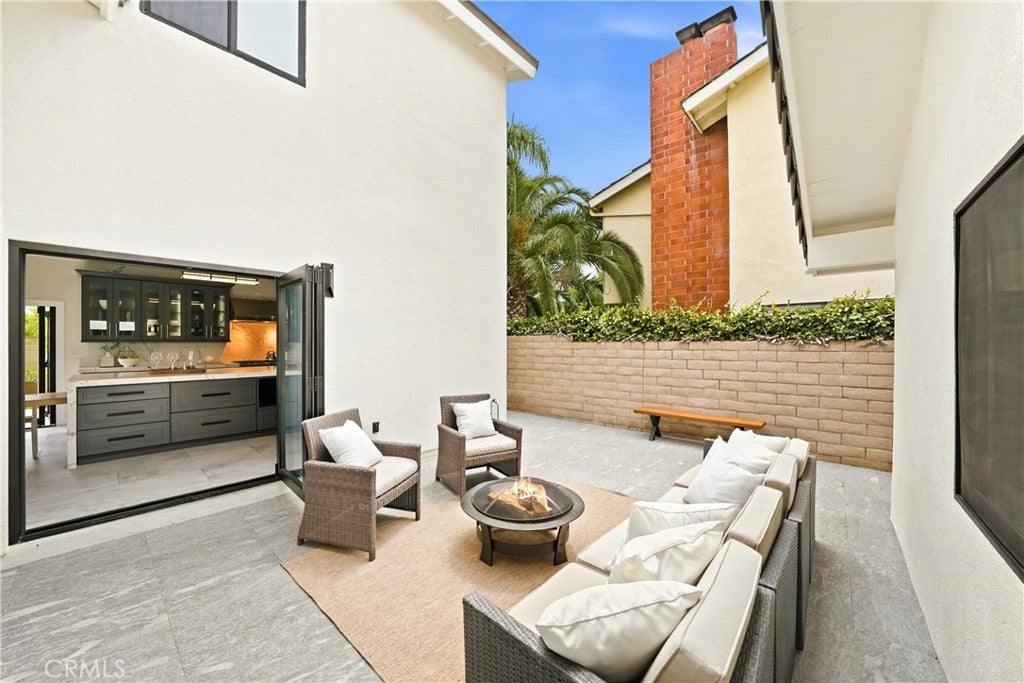 3661 Pirate, Huntington Beach CA 92649 - Photo 14