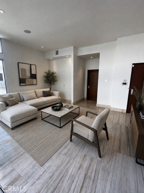 4154 Kenyon