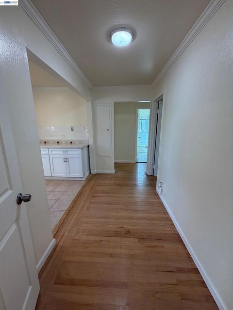 Tiny photo for 820 820 Island Dr Dr, Alameda, CA 94502 (MLS # 41126365)
