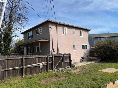 Tiny photo for 820 820 Island Dr Dr, Alameda, CA 94502 (MLS # 41126365)