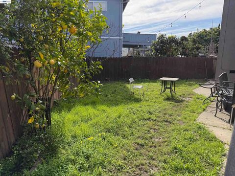 Tiny photo for 820 820 Island Dr Dr, Alameda, CA 94502 (MLS # 41126365)
