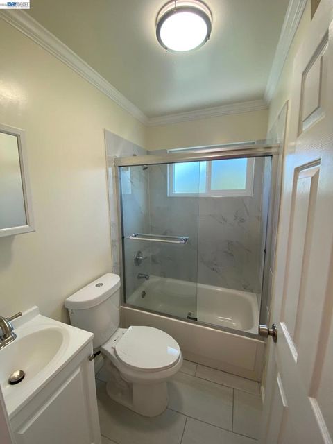 Tiny photo for 820 820 Island Dr Dr, Alameda, CA 94502 (MLS # 41126365)