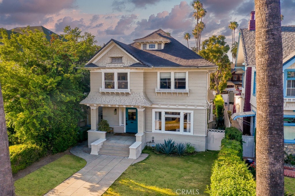 2283 W 25th Street, Los Angeles CA 90018