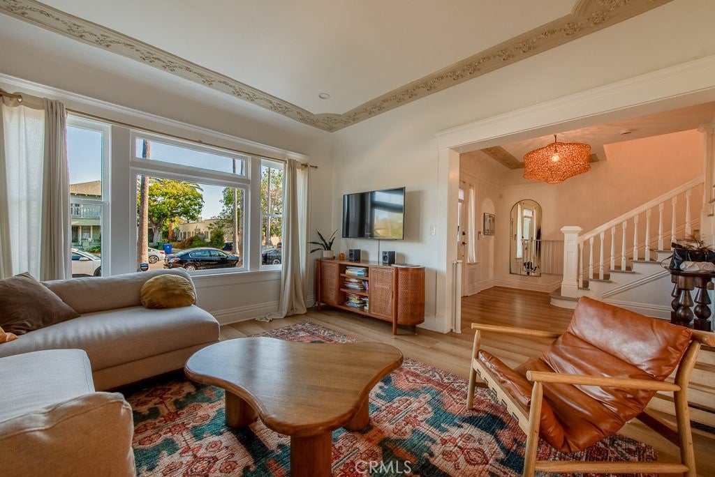 2283 W 25th Street