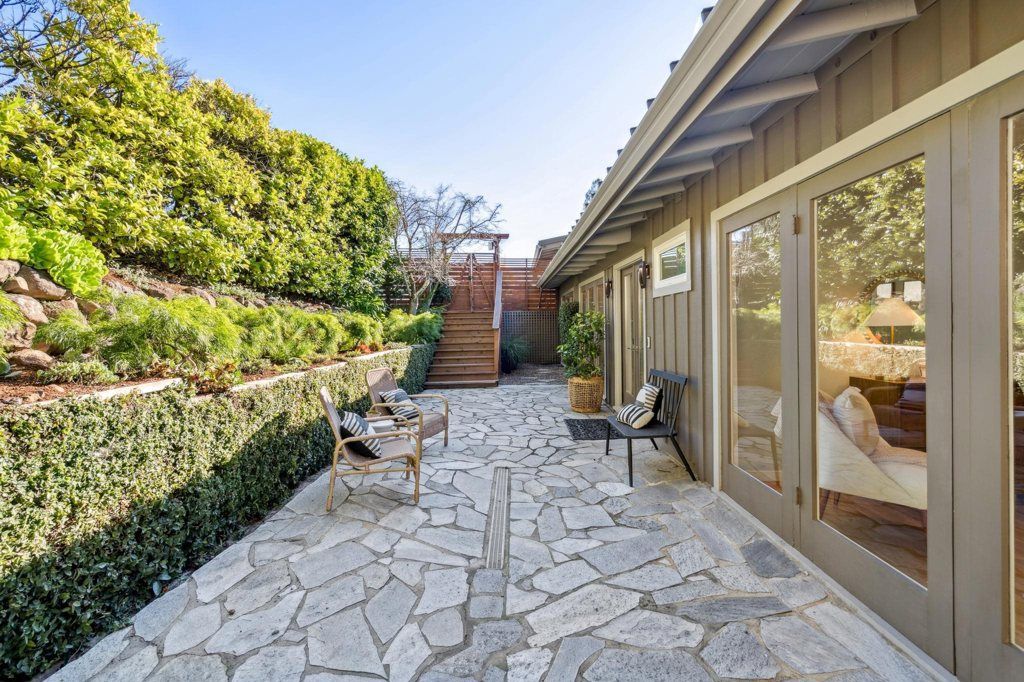 Photo of 6081 Wood Drive, Oakland, CA 94611 (MLS # 41120327)