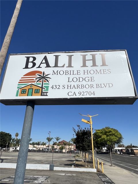 Photo of 432 HARBOR Blvd #69, Santa Ana, CA 92704 (MLS # OC25242617)