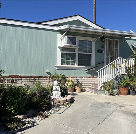 Photo of 432 HARBOR Blvd #69, Santa Ana, CA 92704 (MLS # OC25242617)