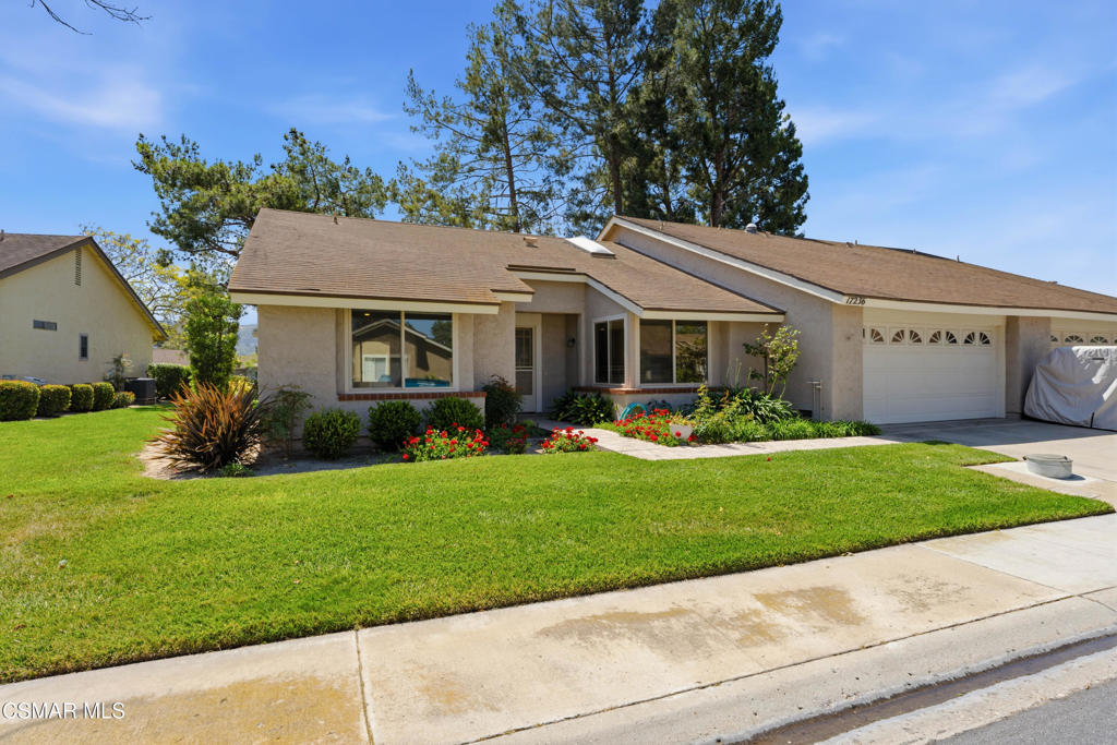 17236 Village 17