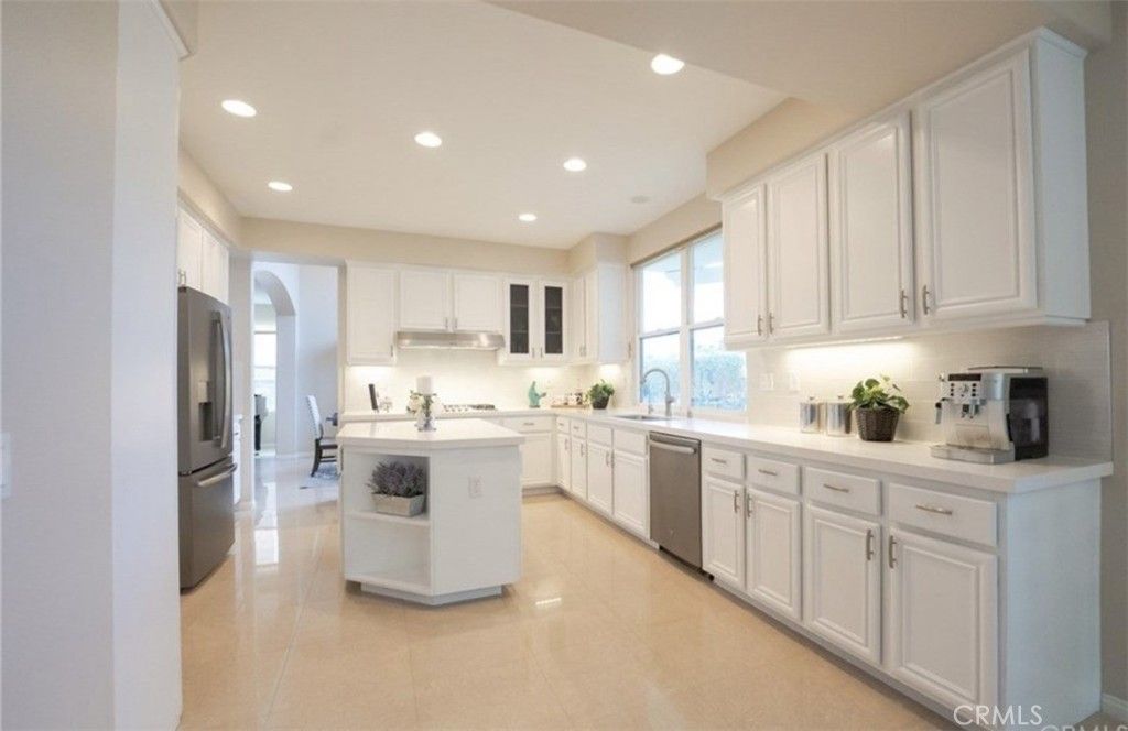 Photo of 9 Willowglade, Trabuco Canyon, CA 92679 (MLS # OC26069648)