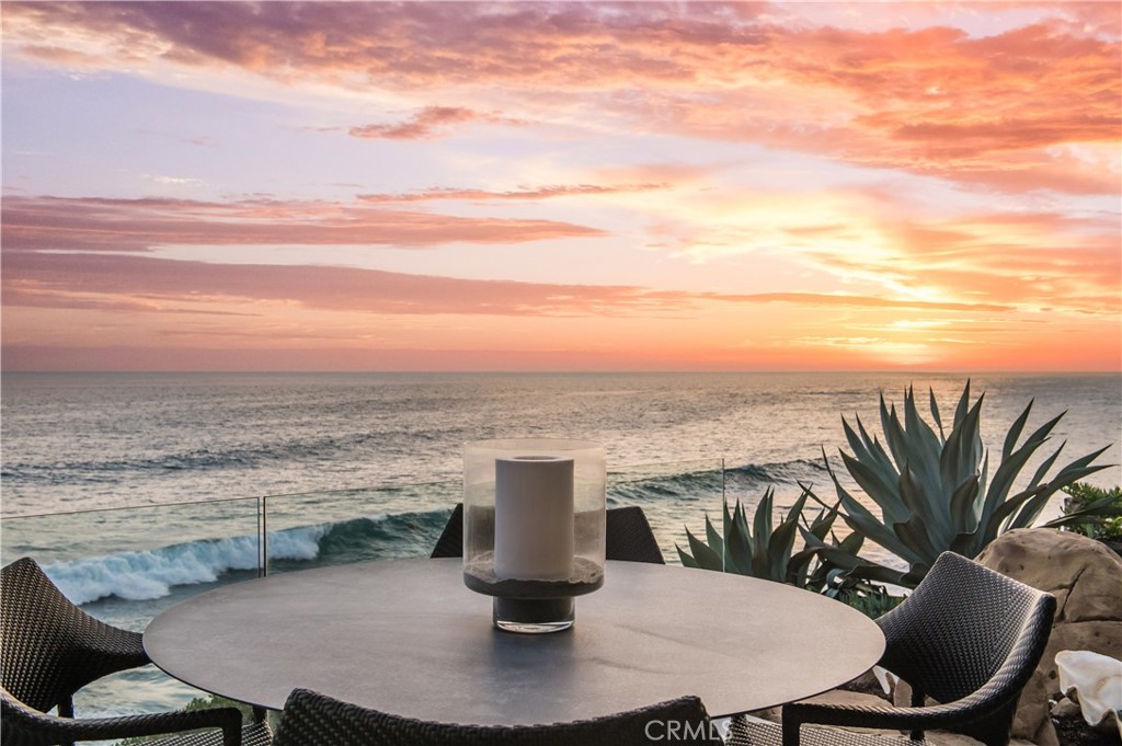 1715 Ocean Way