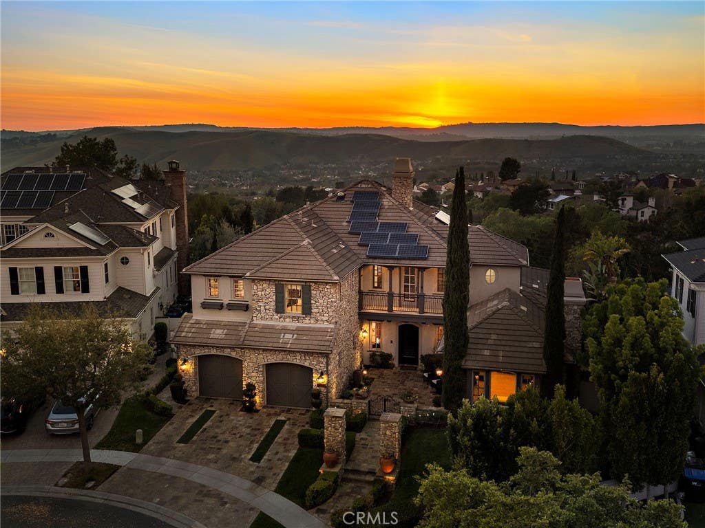 Photo of 2 Galaxy Isle Isle, Ladera Ranch, CA 92694 (MLS # OC26140373)
