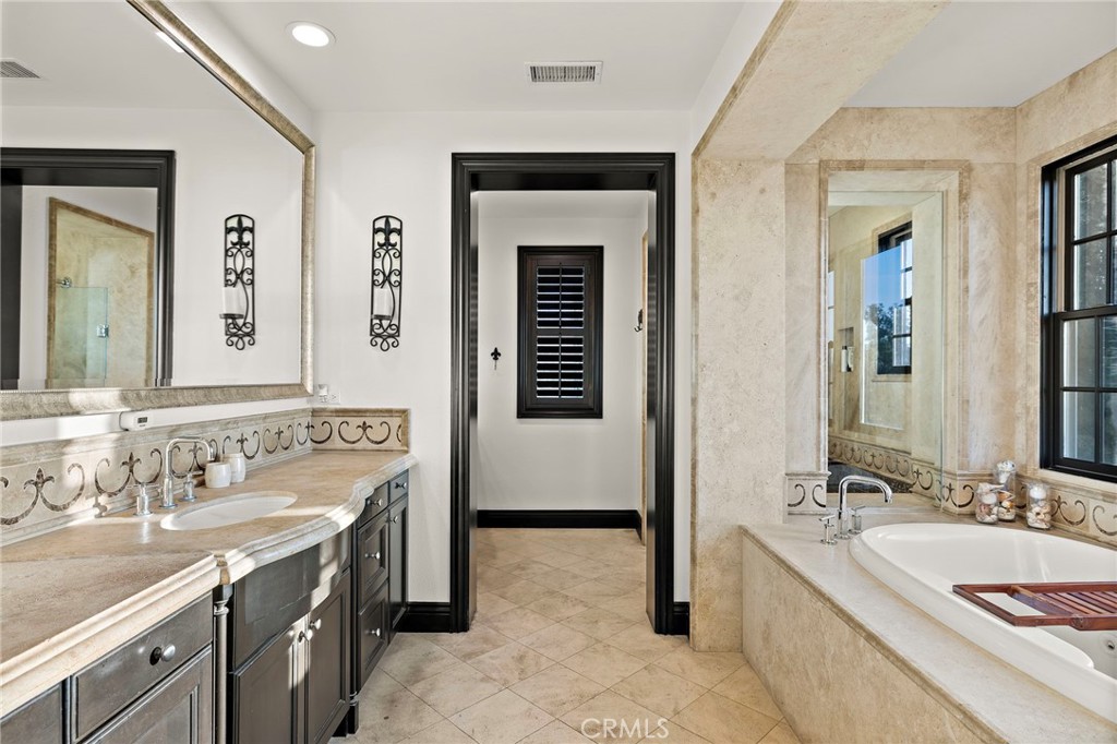 2 Galaxy Isle, Ladera Ranch CA 92694 - Photo 37