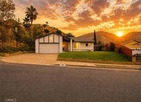 Photo of 13808 Shablow Avenue, Sylmar, CA 91342 (MLS # GD26096981)