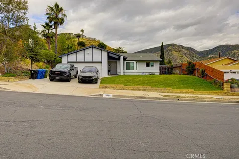 13808 Shablow Avenue, Sylmar, CA 91342 - MLS#: GD26096981