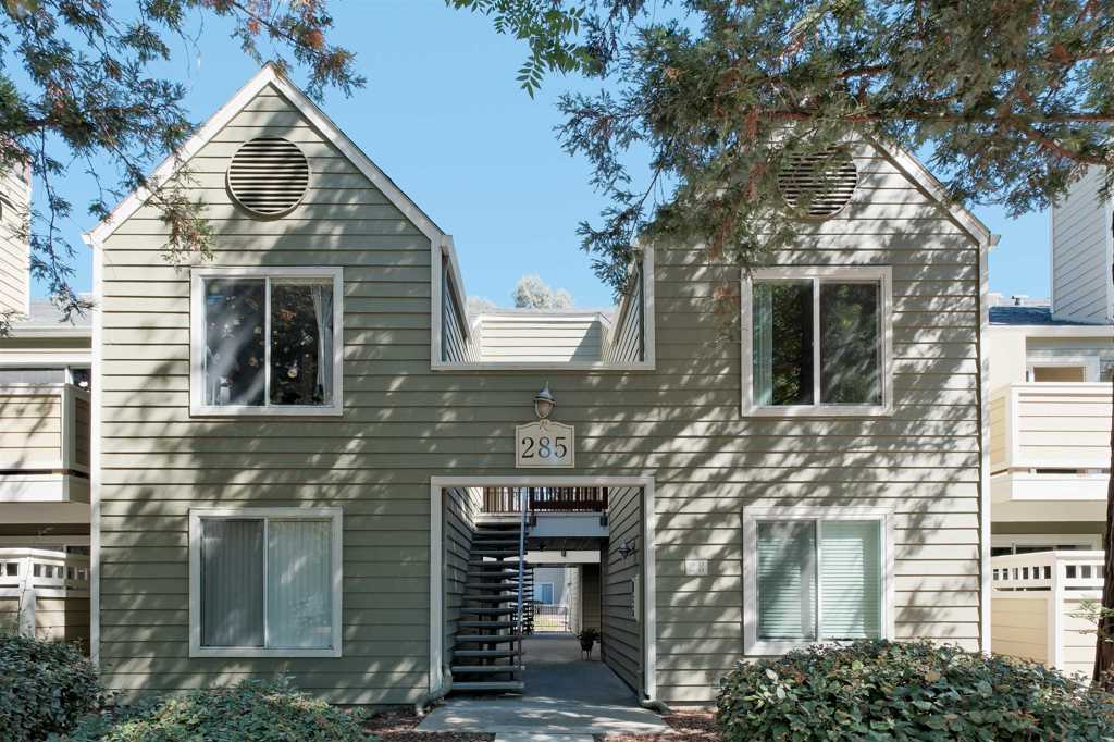 REFLECTIONS - Residential