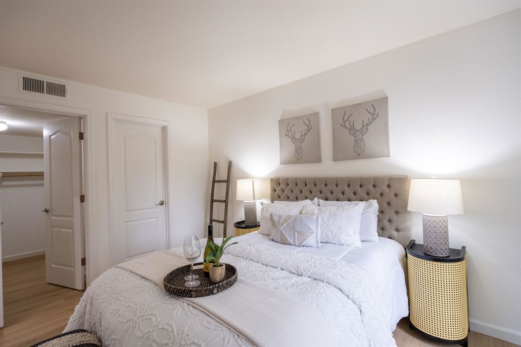 REFLECTIONS - Residential