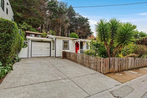 Photo of 274 Juanita Avenue, Pacifica, CA 94044 (MLS # ML82047021)