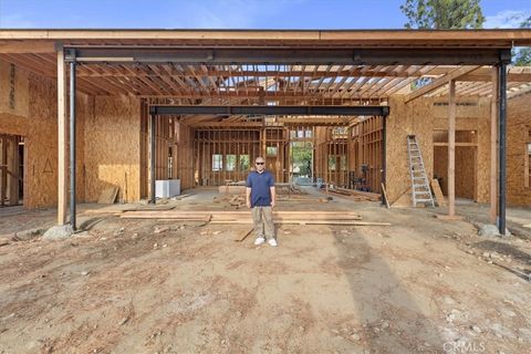 1629 N Palm Avenue Upland CA 91784