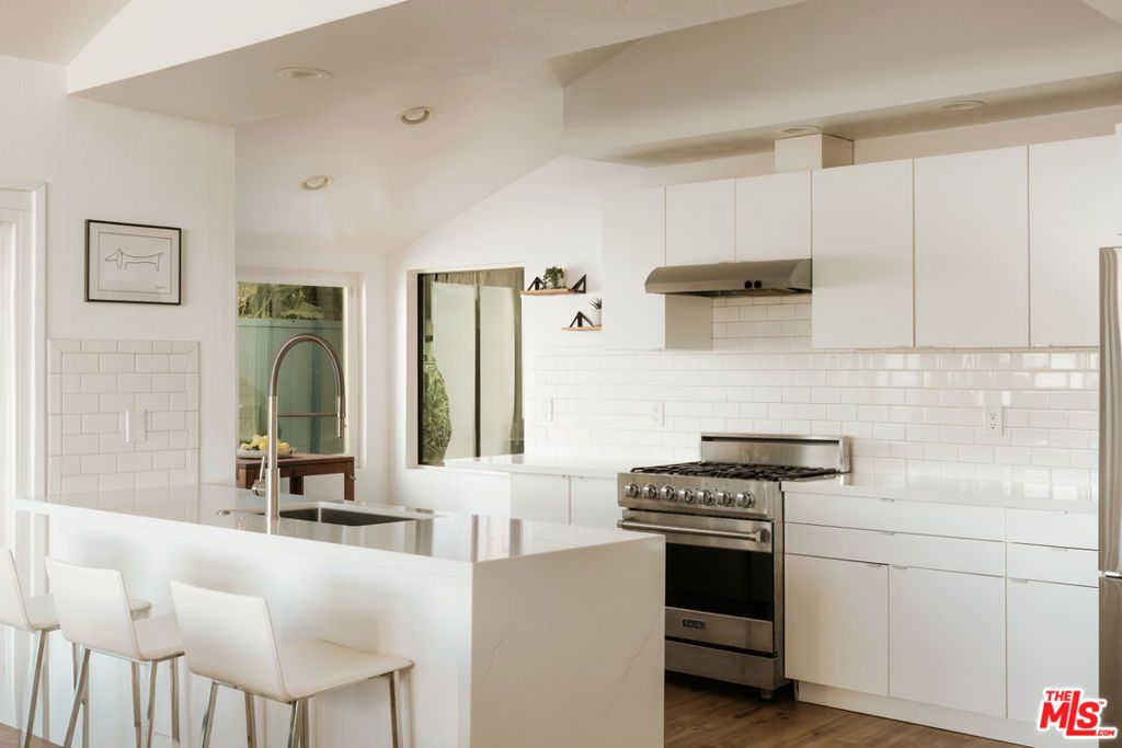 Photo of 2669 Larmar Road, Los Angeles, CA 90068 (MLS # 26633297)