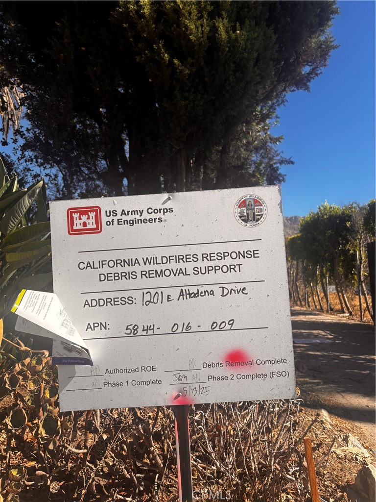 1201 E Altadena Drive